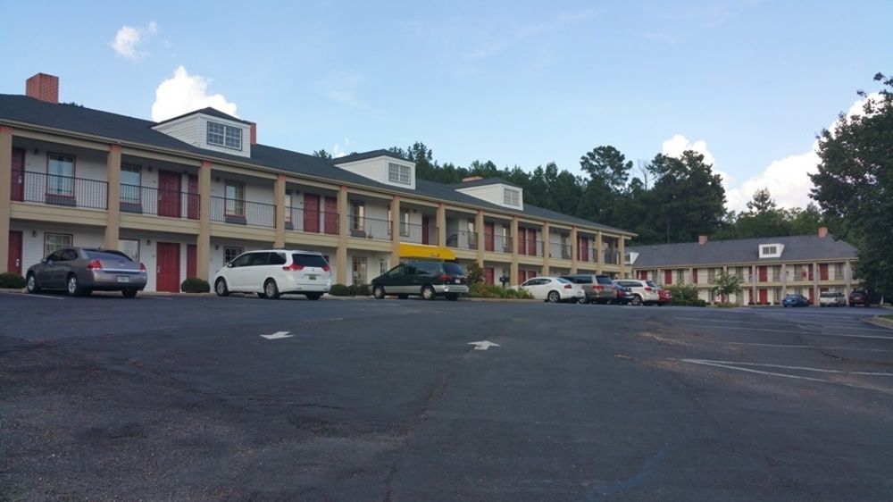 Super 8 By Wyndham Alexander City Exterior foto