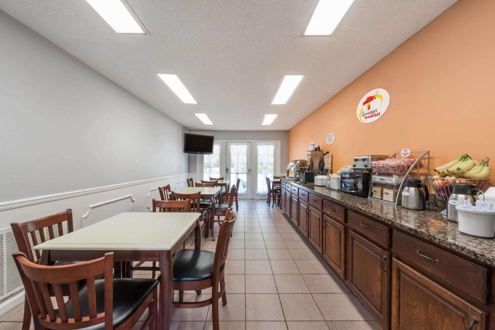 Super 8 By Wyndham Alexander City Exterior foto